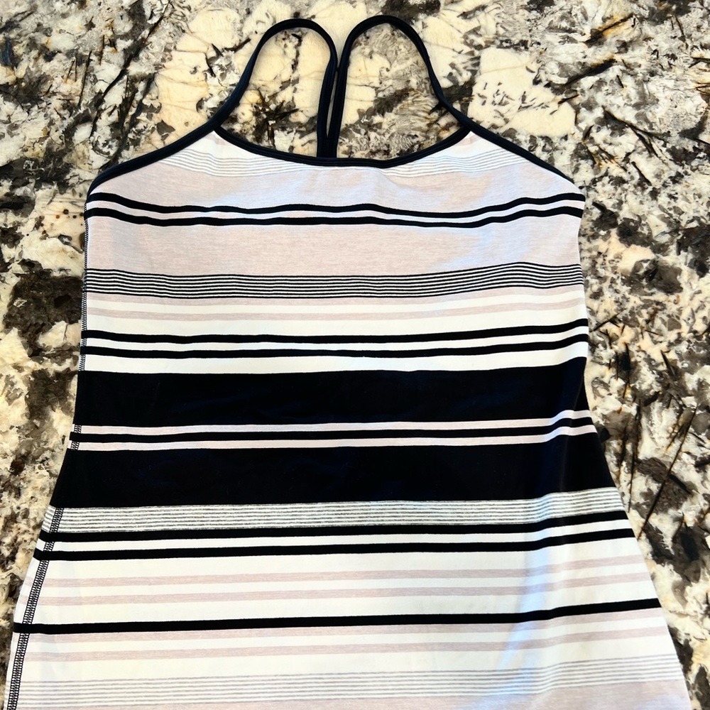 Lululemon tank top